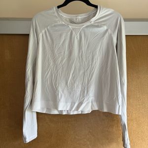 Lululemon white long sleeve 🍋
